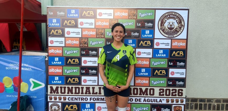 Wally-Mixto-Rebecca-Bustos-Promo-2031-A