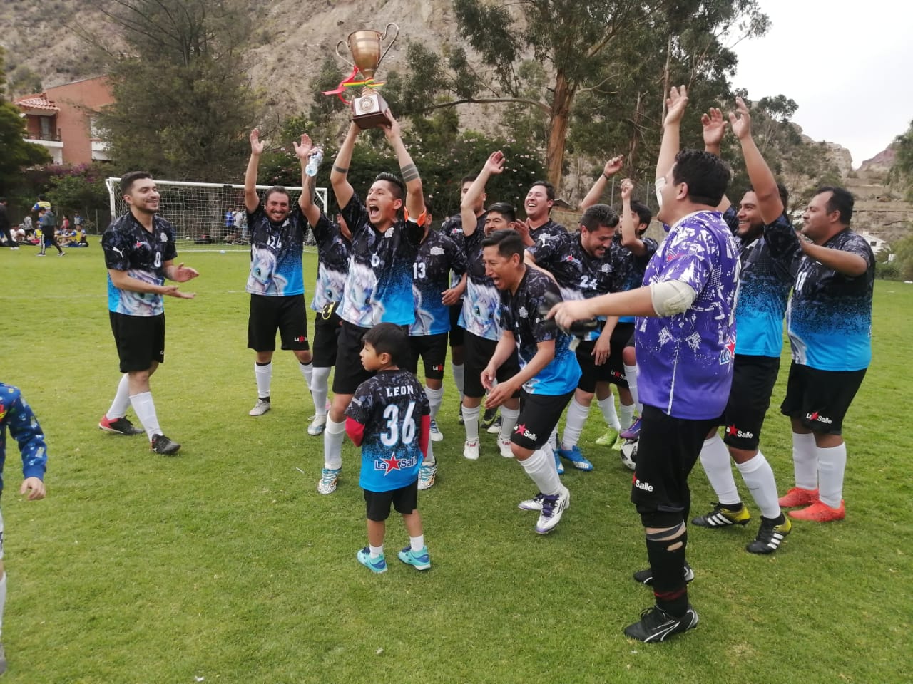 equipo-Futbol-2037_2